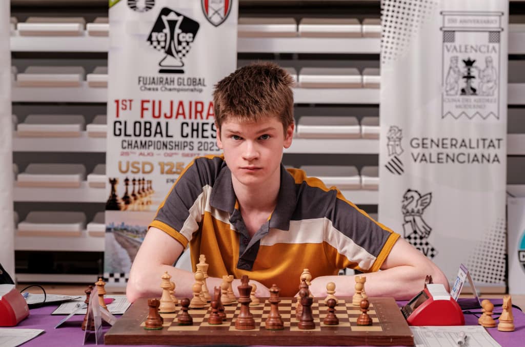 Faustino Oro-Volodar Murzin: duelo de niños prodigio en León volodar murzin Volodar Murzin, vencedor de la IX edición del Abierto de San Vicente del Raspeig. Foto: FMB / Damas y Reyes