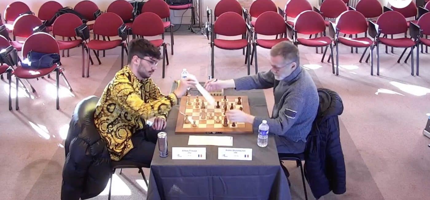 El torneo de Firouzja huele mal: «¿Por que haces esto, hermano?» firouzja shchekachev e1703087203920 Alireza Firouzja y Andrei Shchekachev