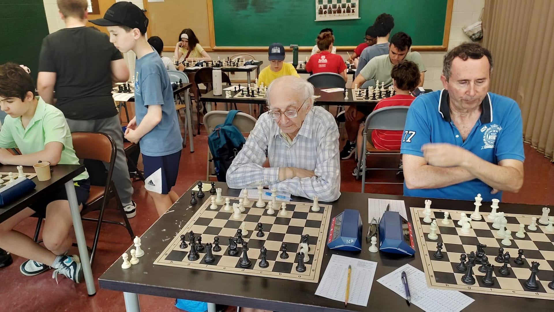 Mi (corta) experiencia en torneos en Estados Unidos: diferencias con Europa quads turiso 3 José Ángel López de Turiso, en uno de los torneos de Quads, en los que participan ajedrecistas de todas las edades, desde niños a veteranos. Foto: International Chess Academy