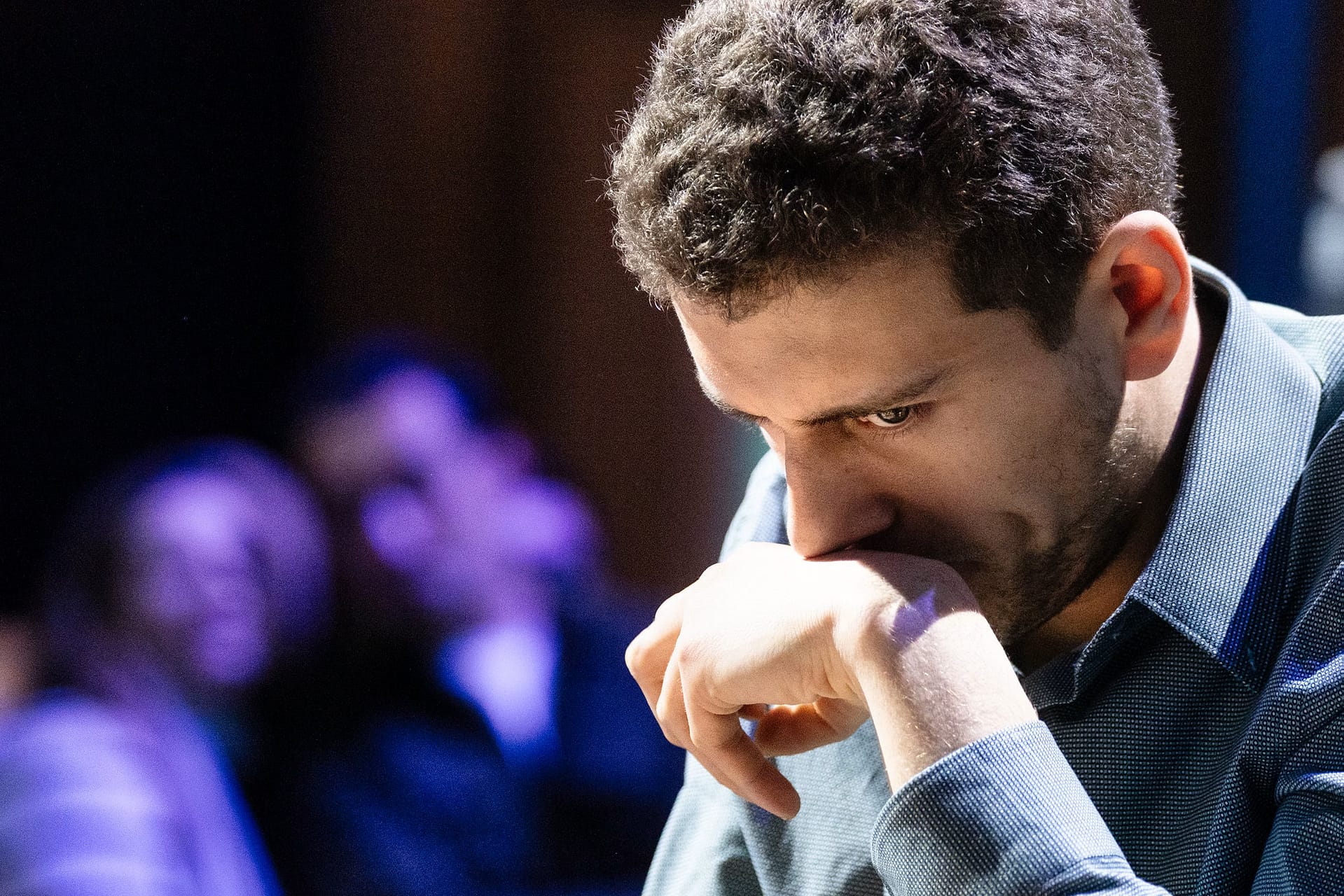 La FIDE, retratada con la muerte de Naroditsky, anuncia medidas contra Kramnik Rapid Day3 Maria Emelianova Naroditsky Daniel Naroditsky, fotografiado por Maria Emelianova en el último Mundial de Rápidas